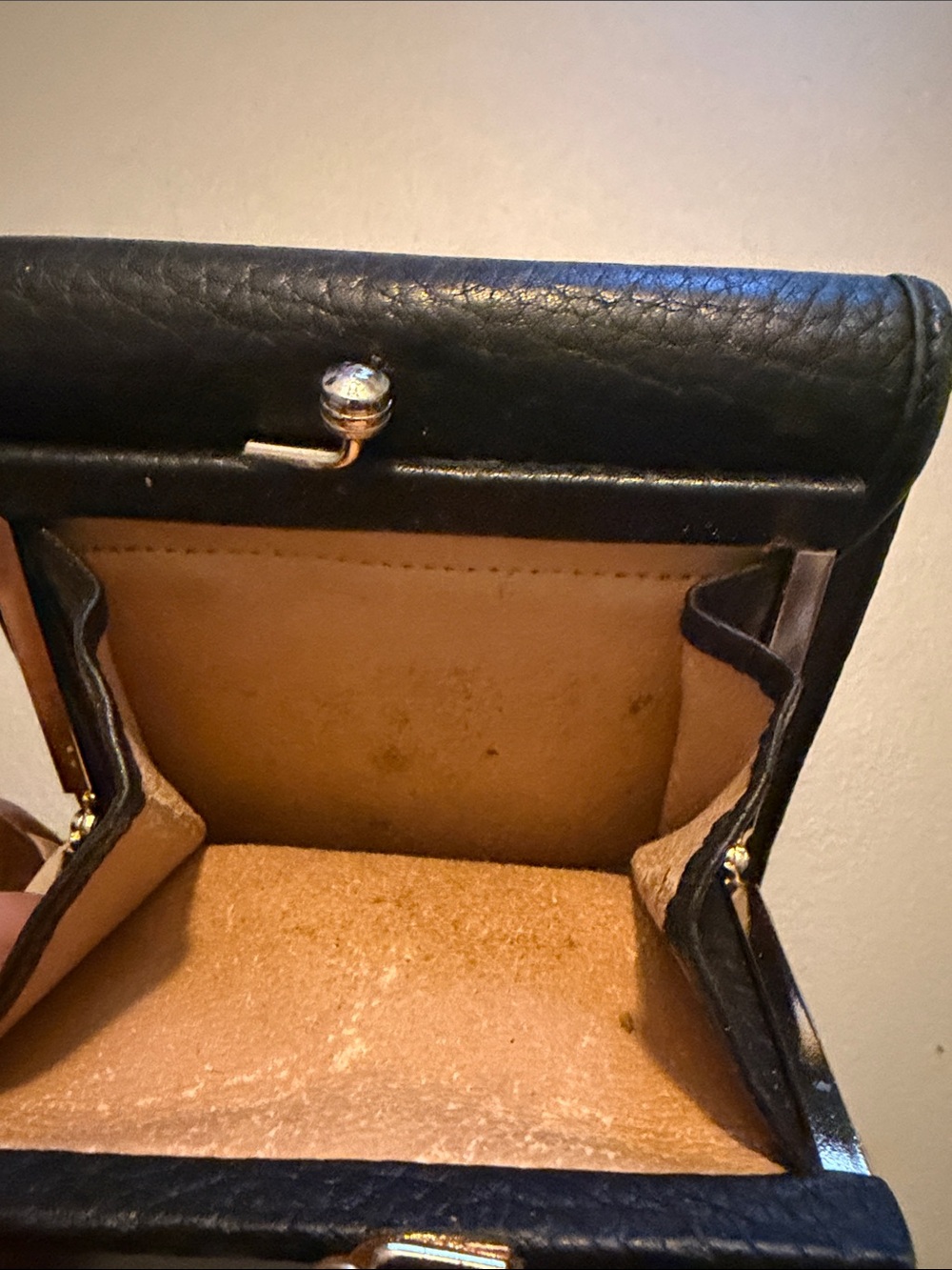 Dooney & Bourke Black Pebbled Leather Coin Wallet with Duck Emblem - Picture 4 of 5
